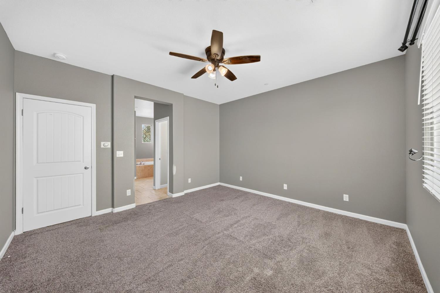 650 Firenze St, Lemoore, CA 93245