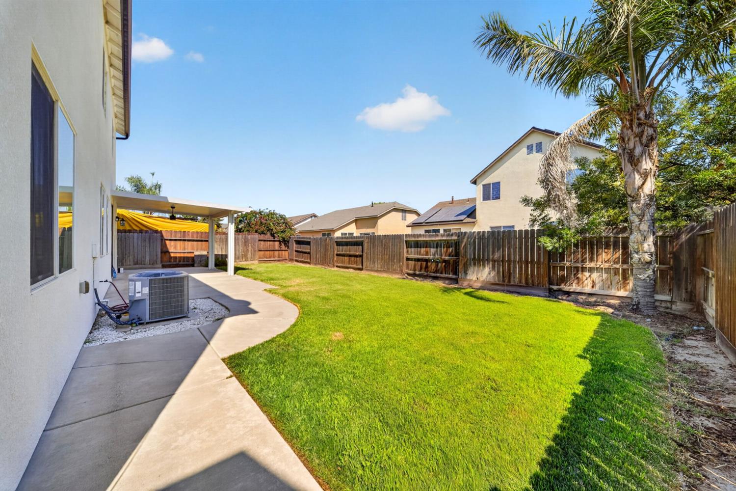 650 Firenze St, Lemoore, CA 93245