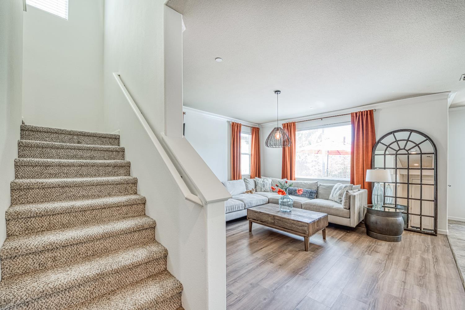 3257 Descanso, Clovis, CA 93619