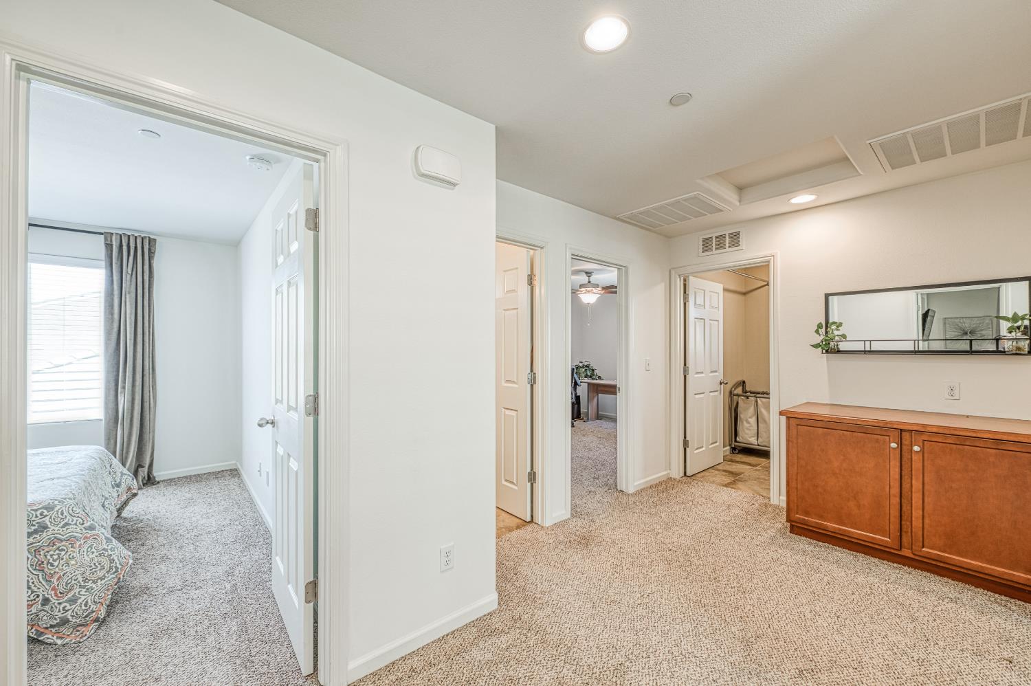 3257 Descanso, Clovis, CA 93619