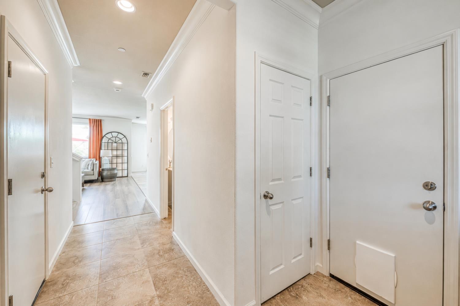 3257 Descanso, Clovis, CA 93619