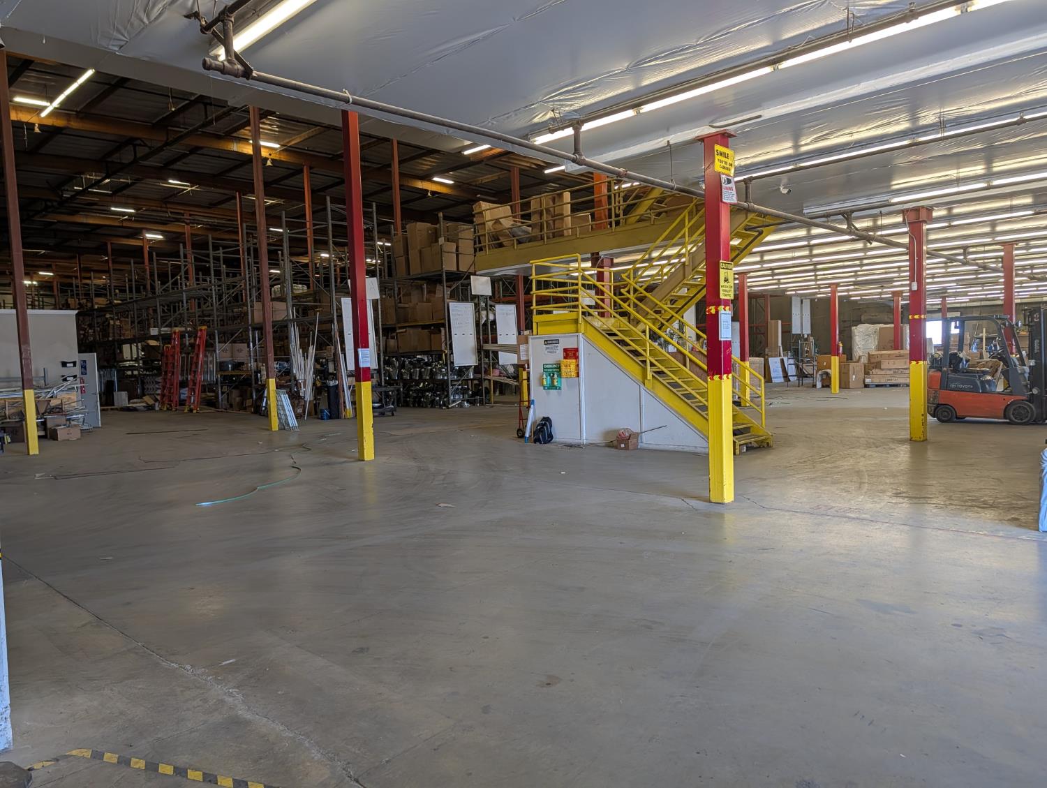 4525 W Shaw Ave, Fresno, CA 93722
