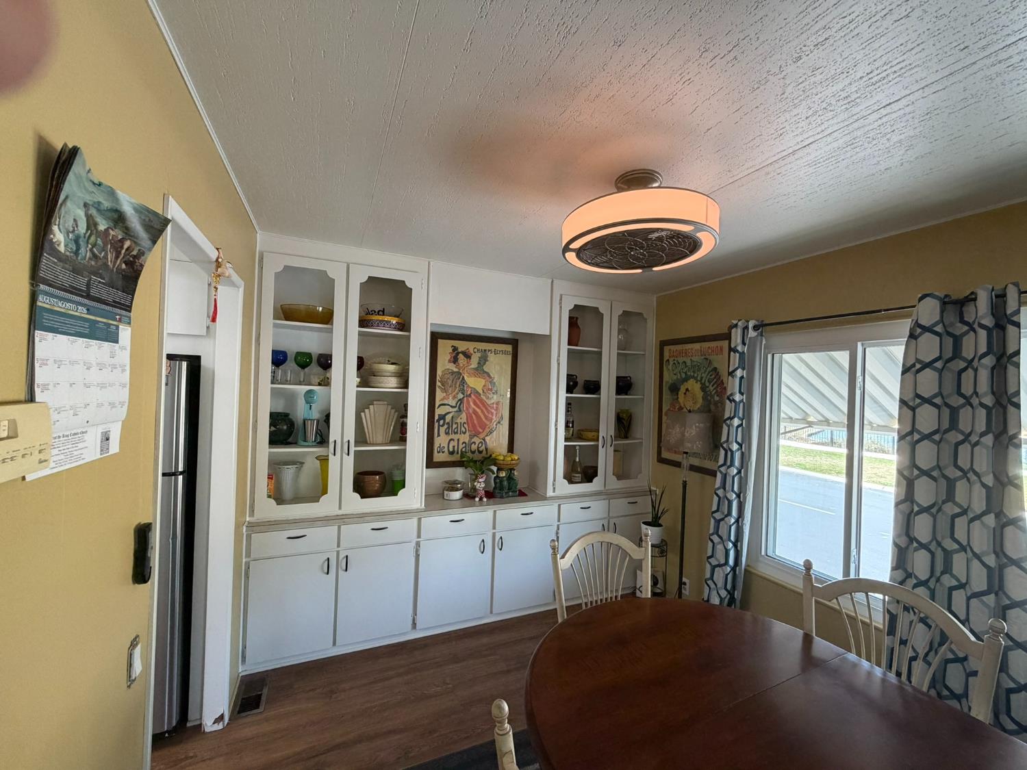 2706 W Ashlan Ave, Fresno, CA 93722
