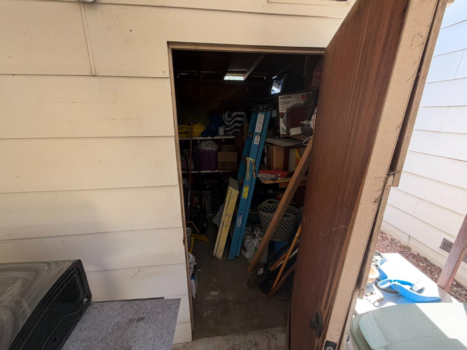 2706 W Ashlan Ave, Fresno, CA 93722