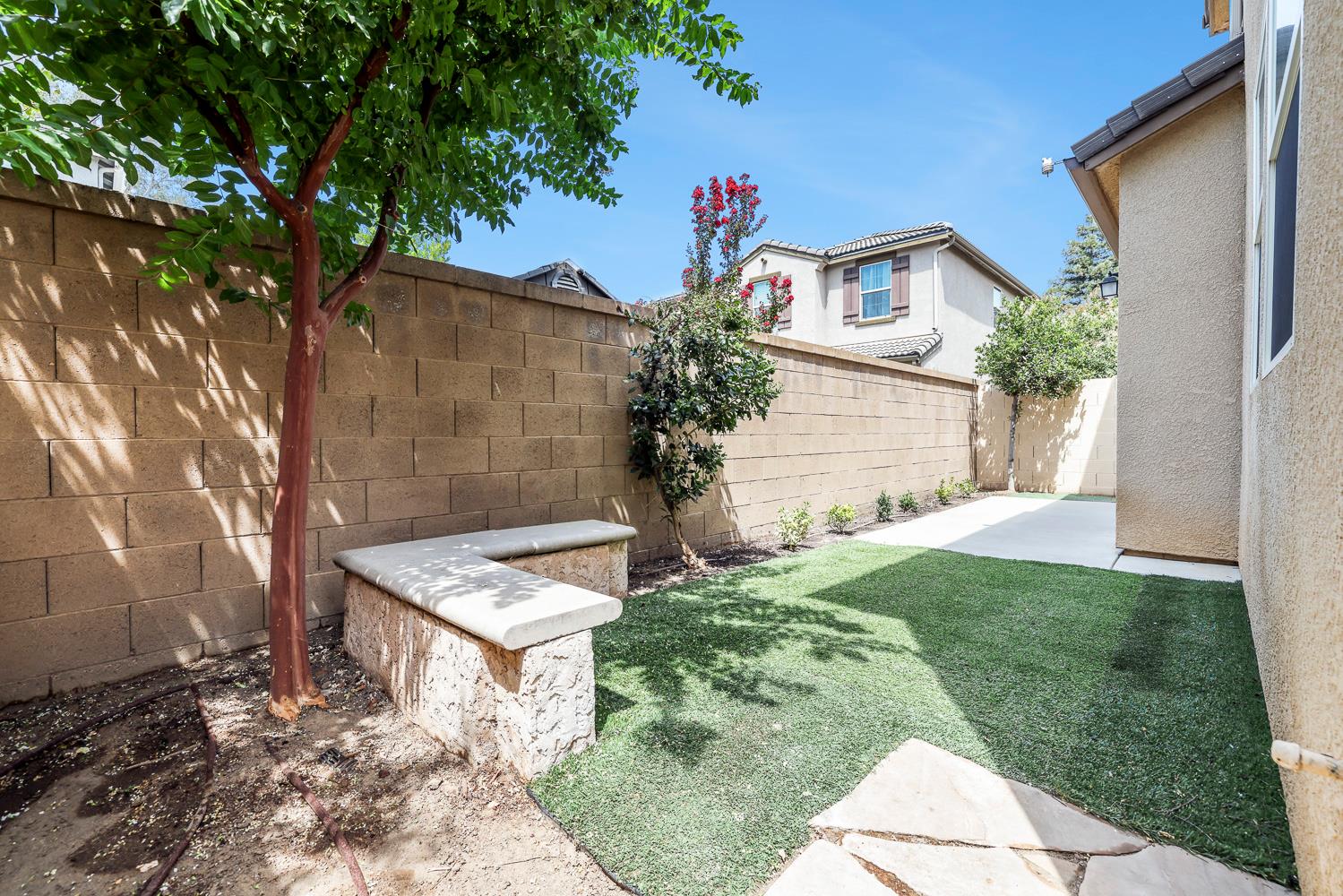 1324 Royalty Way, Clovis, CA 93619