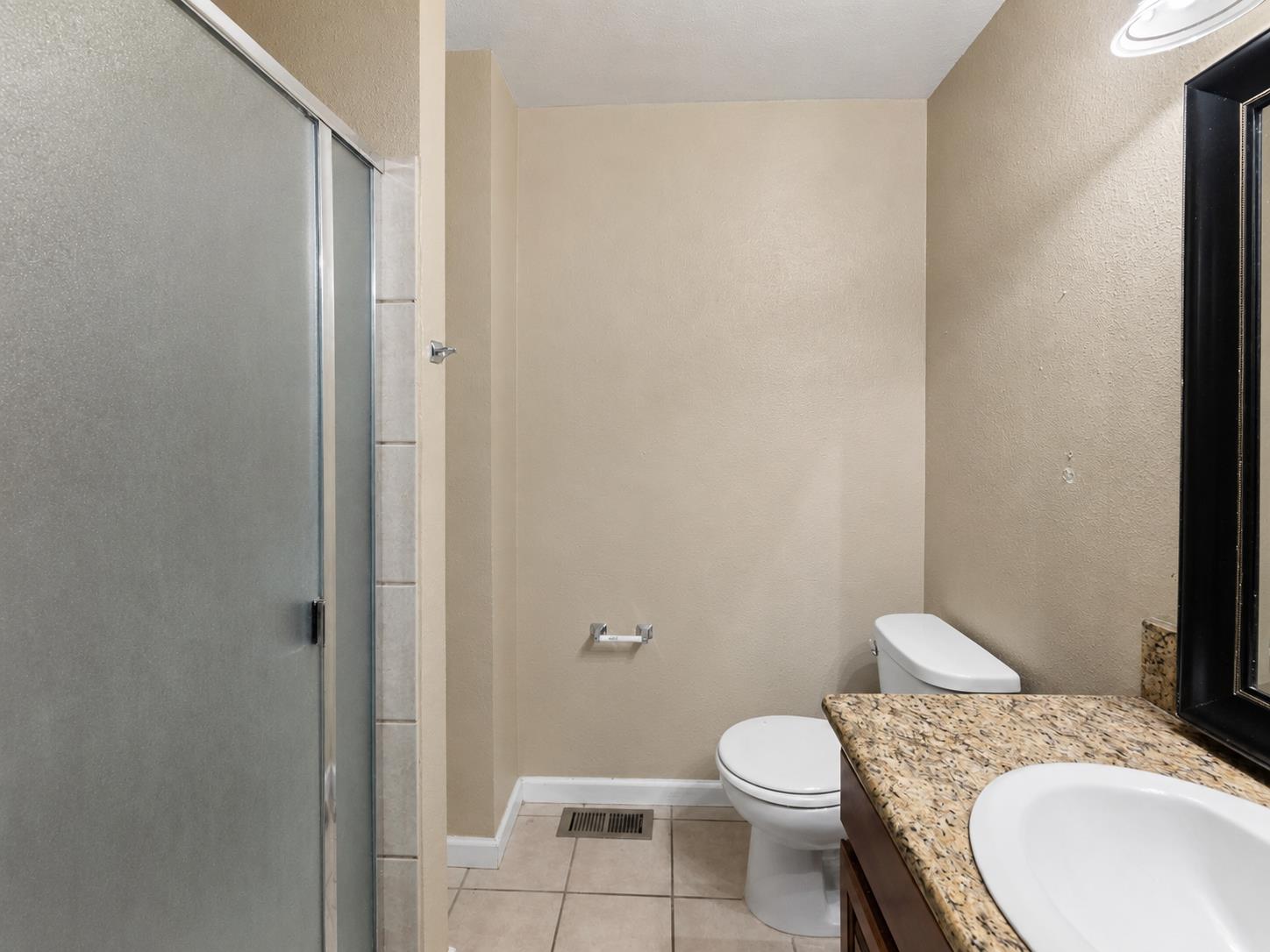 4747 N Woodrow Ave #105, Fresno, CA 93726