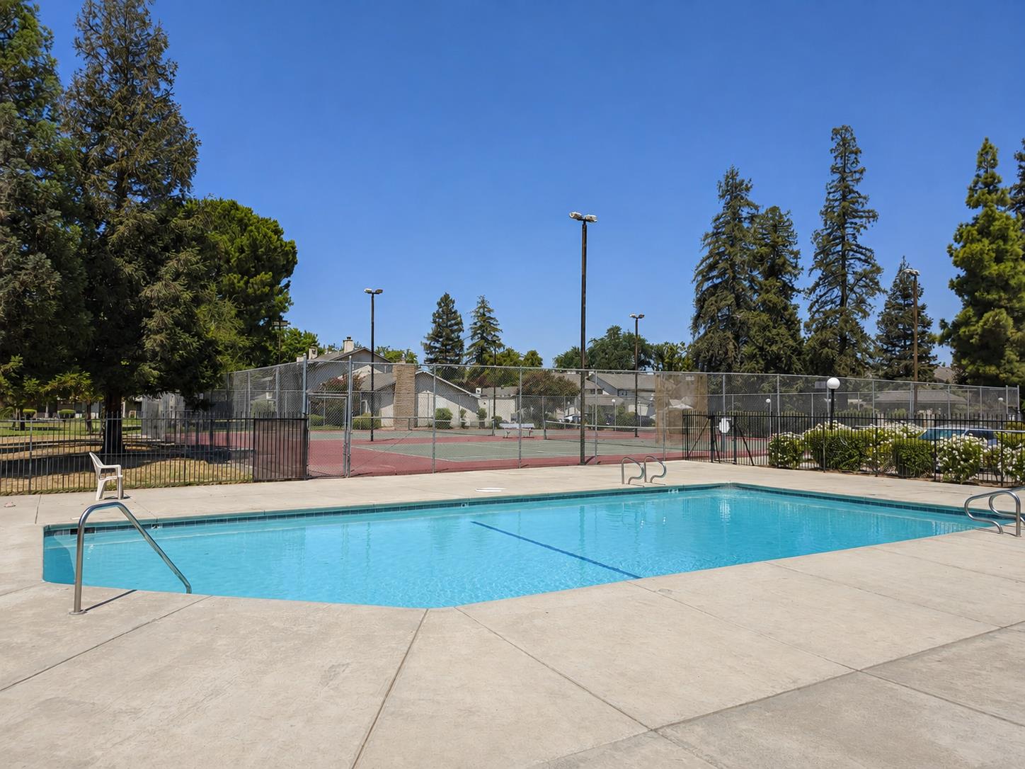 4747 N Woodrow Ave #105, Fresno, CA 93726