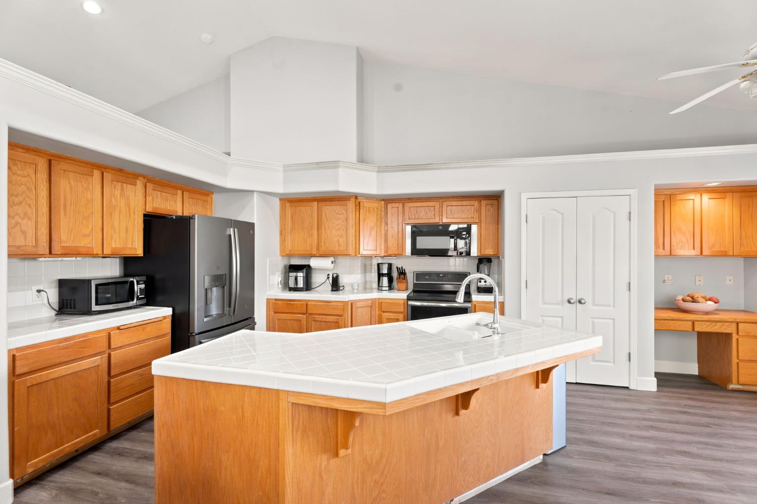 1941 Cromwell ave, Clovis, CA 93611