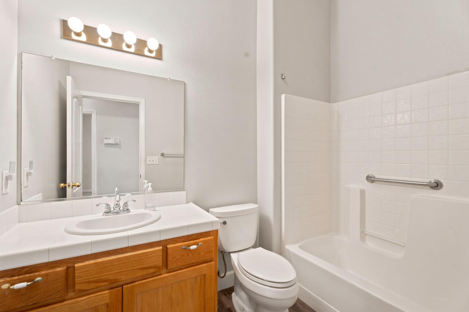1941 Cromwell ave, Clovis, CA 93611