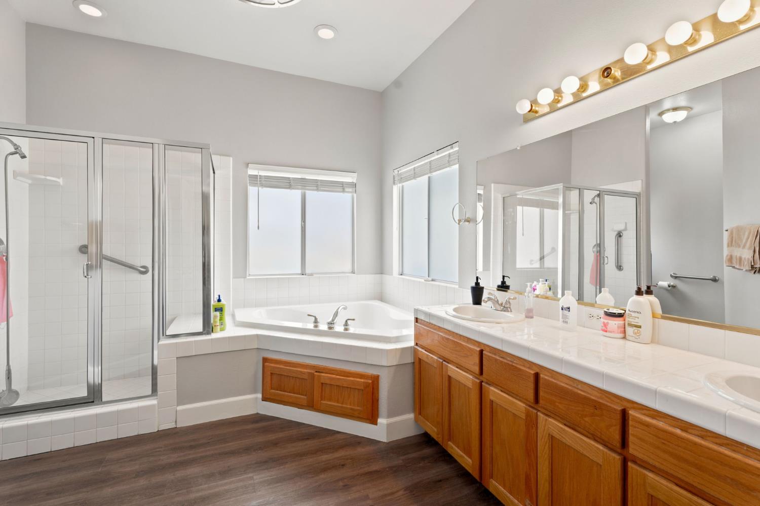 1941 Cromwell ave, Clovis, CA 93611