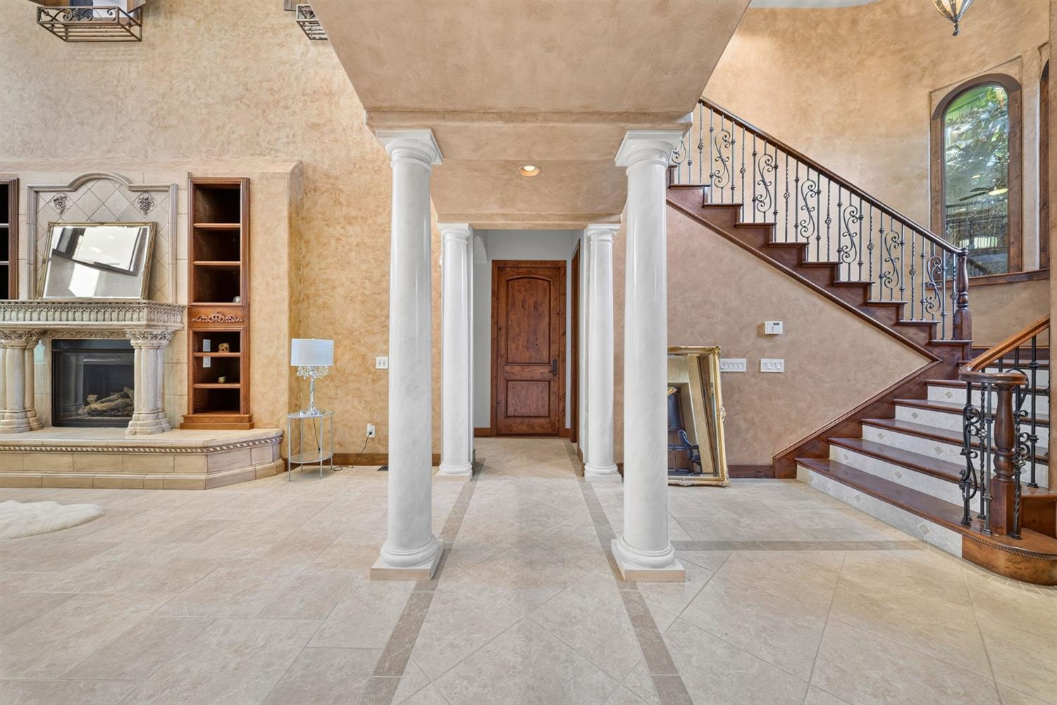 5034 W Firenze Ave, Visalia, CA 93291