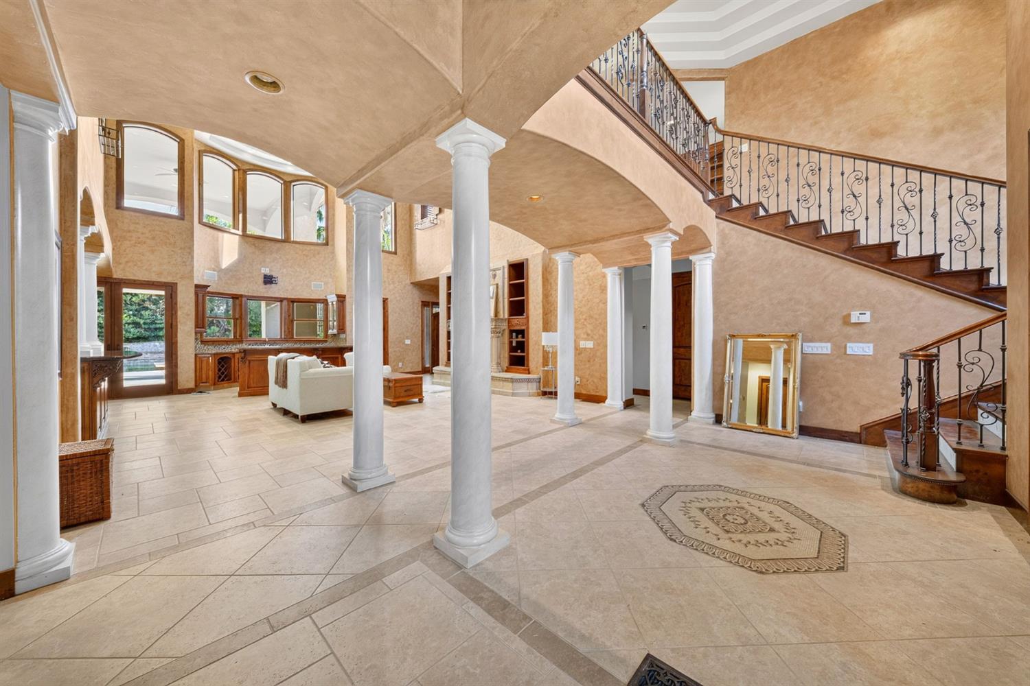 5034 W Firenze Ave, Visalia, CA 93291