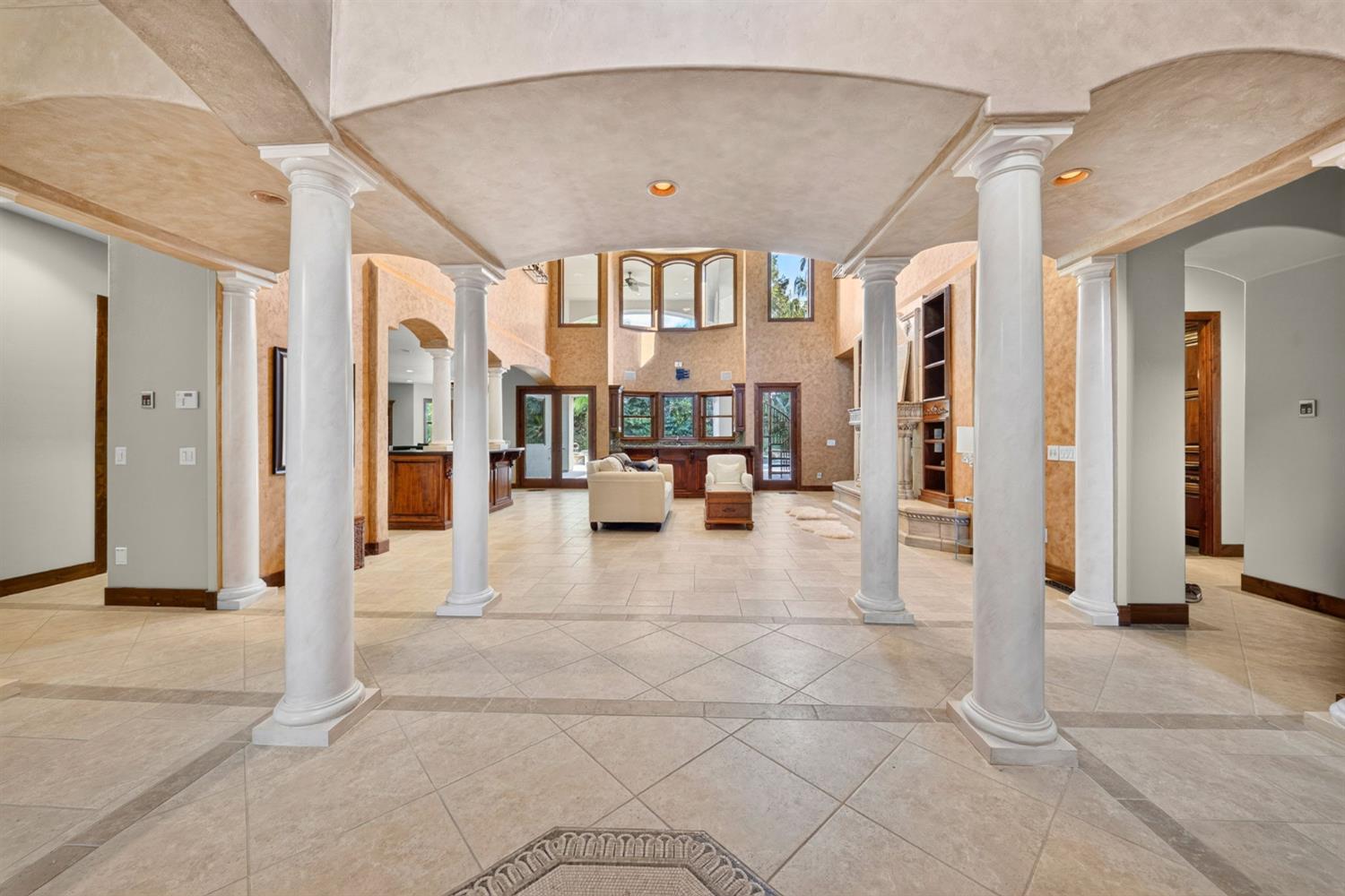 5034 W Firenze Ave, Visalia, CA 93291