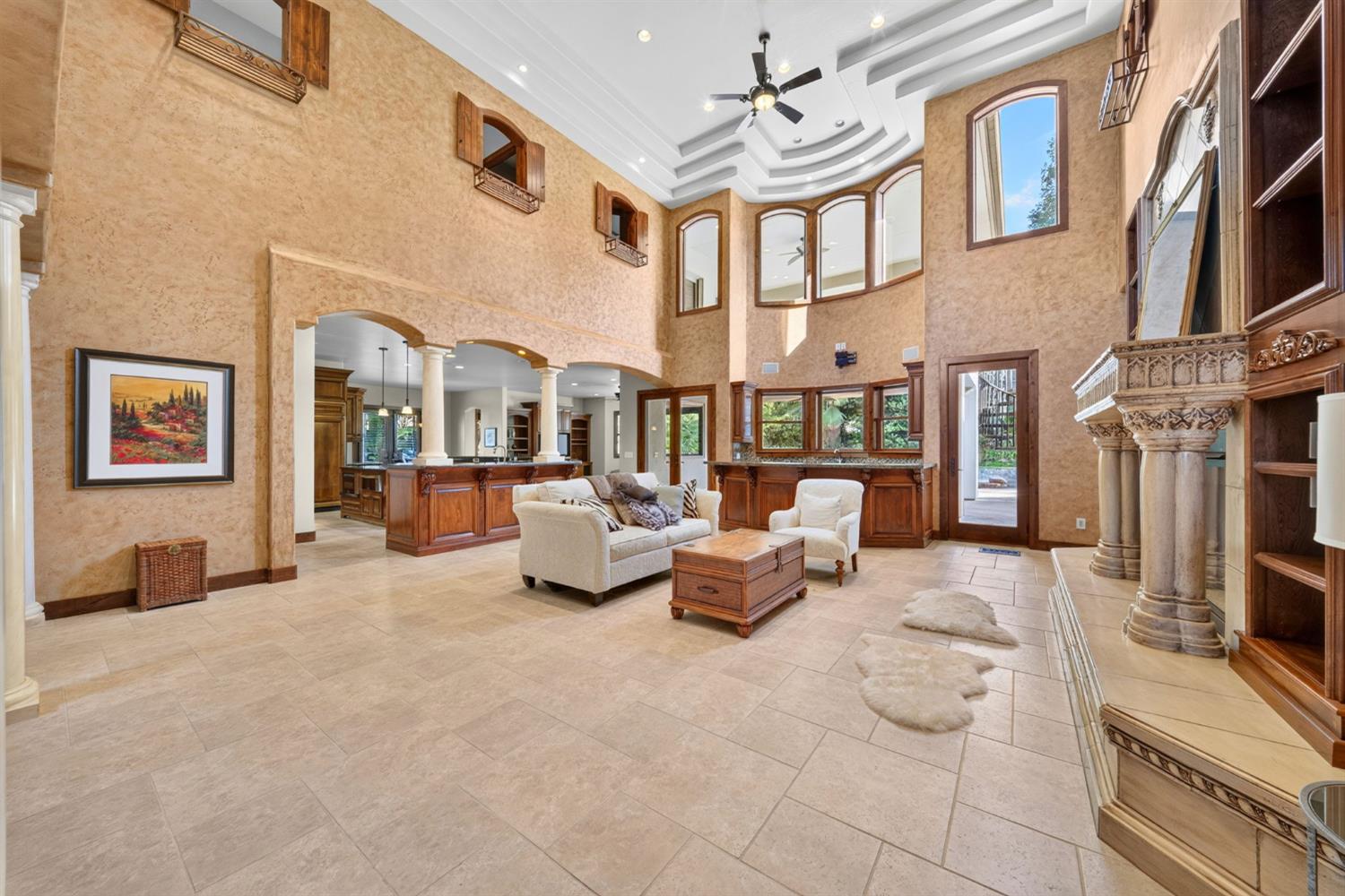 5034 W Firenze Ave, Visalia, CA 93291