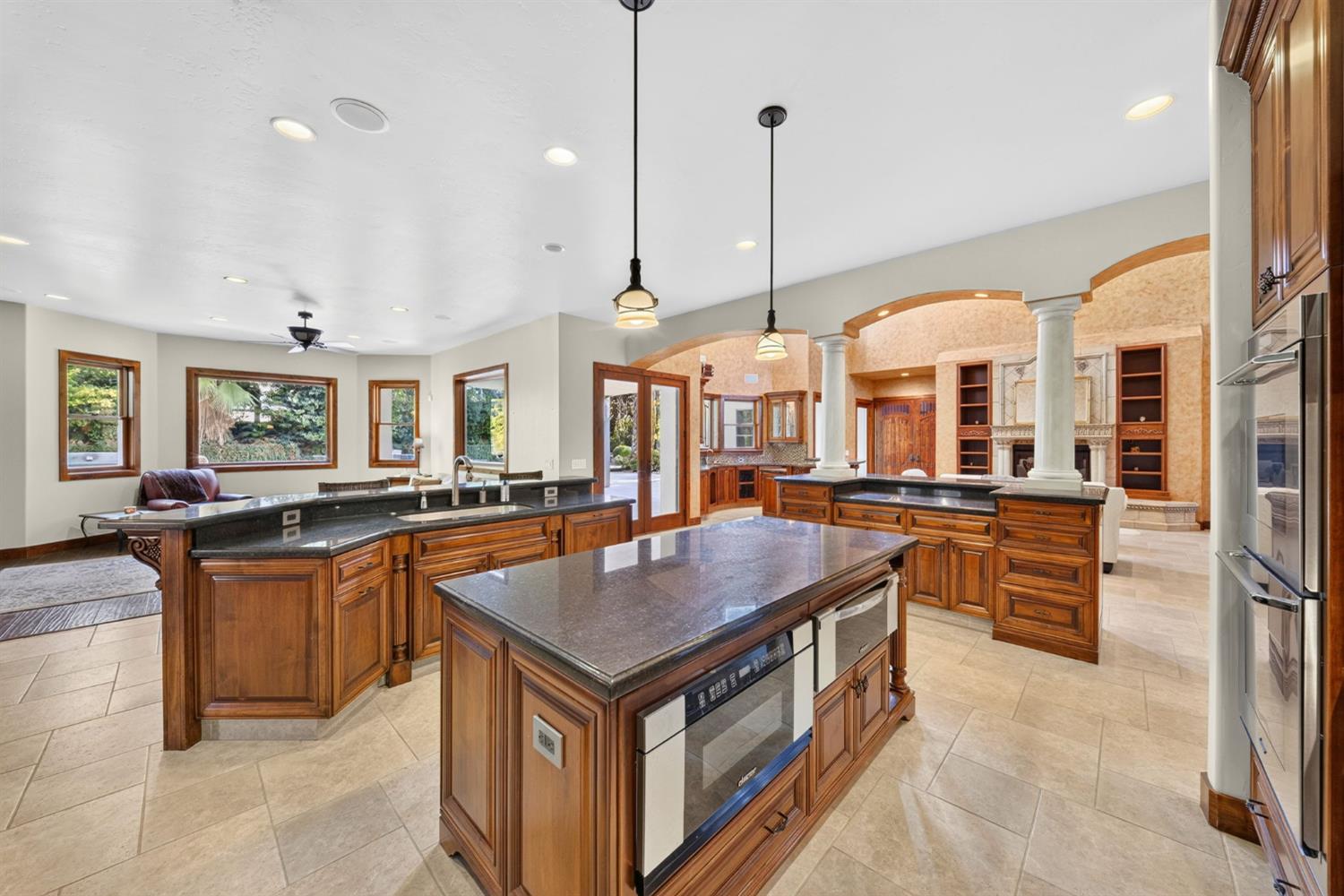 5034 W Firenze Ave, Visalia, CA 93291