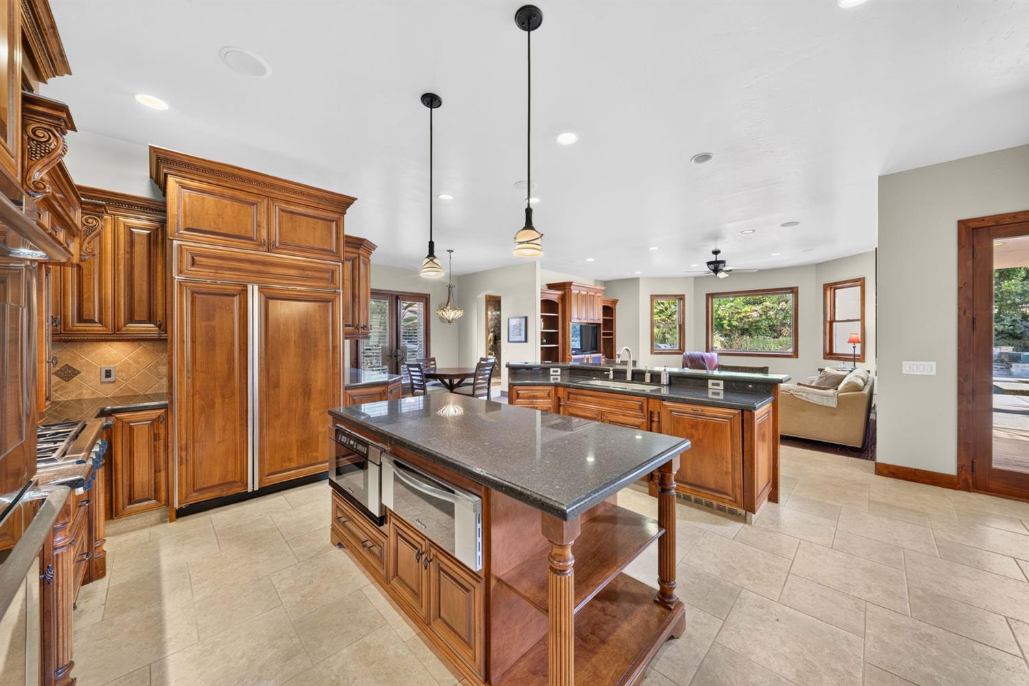 5034 W Firenze Ave, Visalia, CA 93291