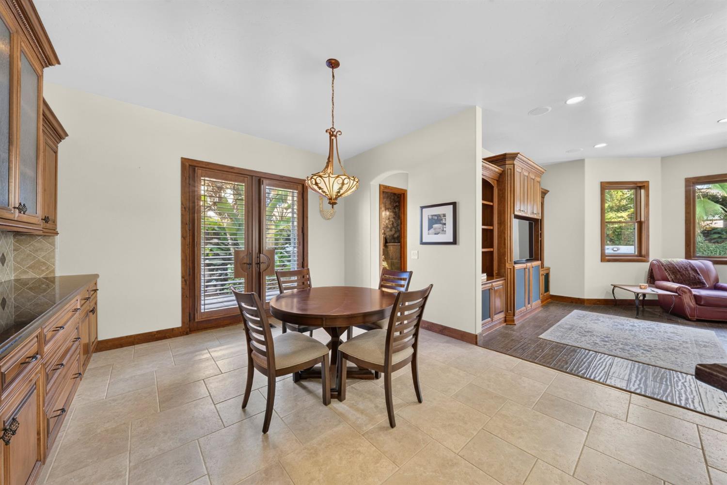 5034 W Firenze Ave, Visalia, CA 93291
