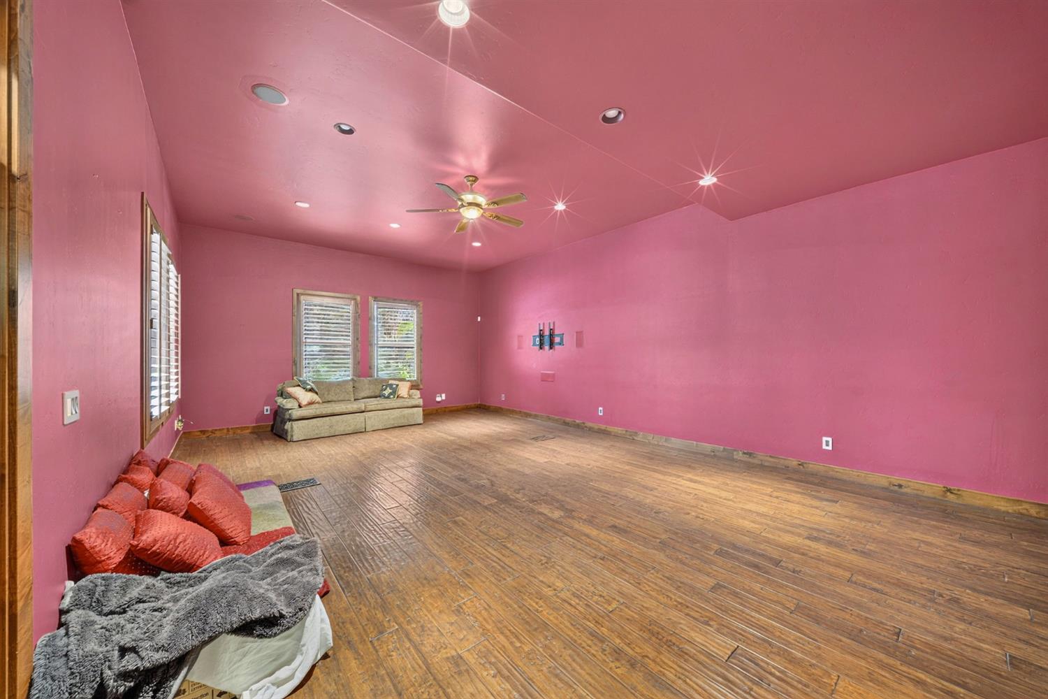 5034 W Firenze Ave, Visalia, CA 93291