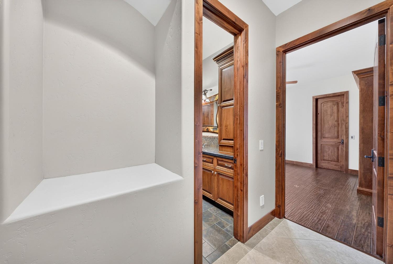 5034 W Firenze Ave, Visalia, CA 93291