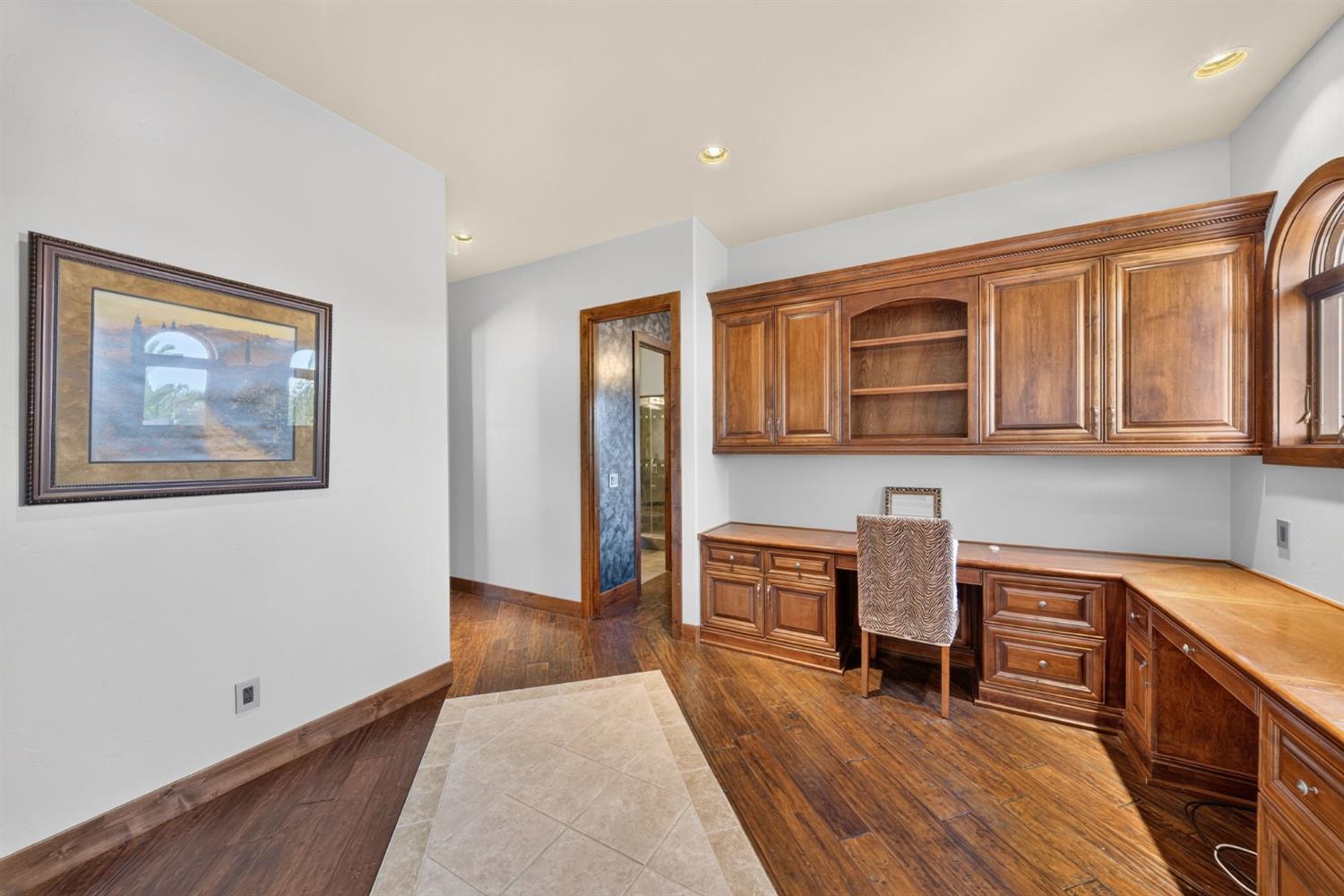 5034 W Firenze Ave, Visalia, CA 93291