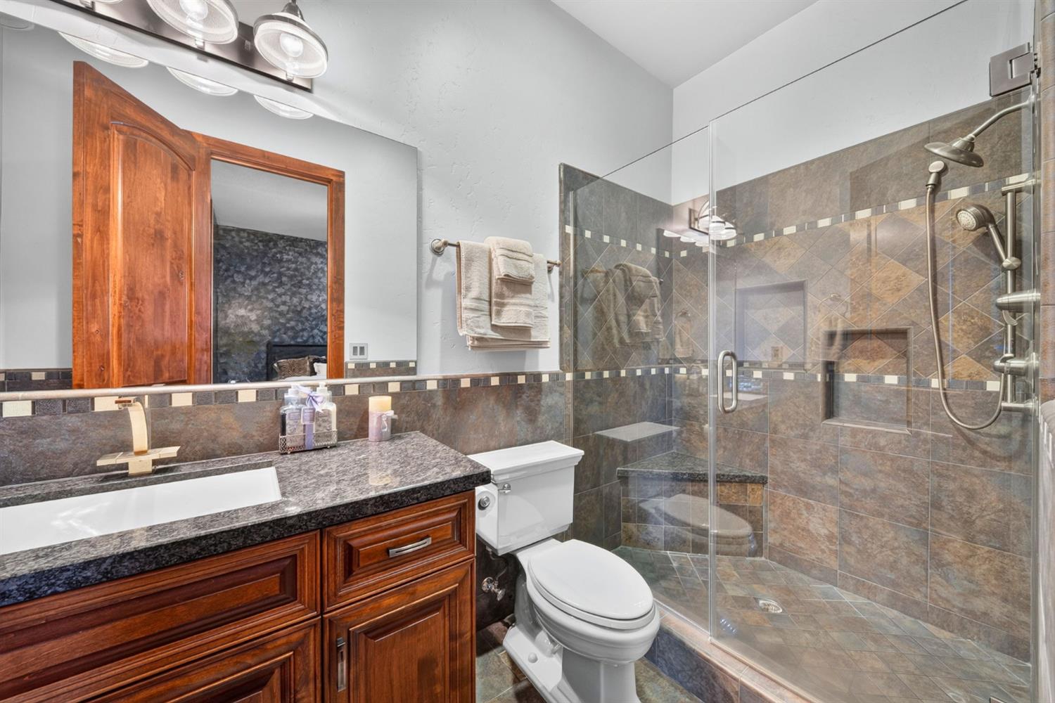 5034 W Firenze Ave, Visalia, CA 93291