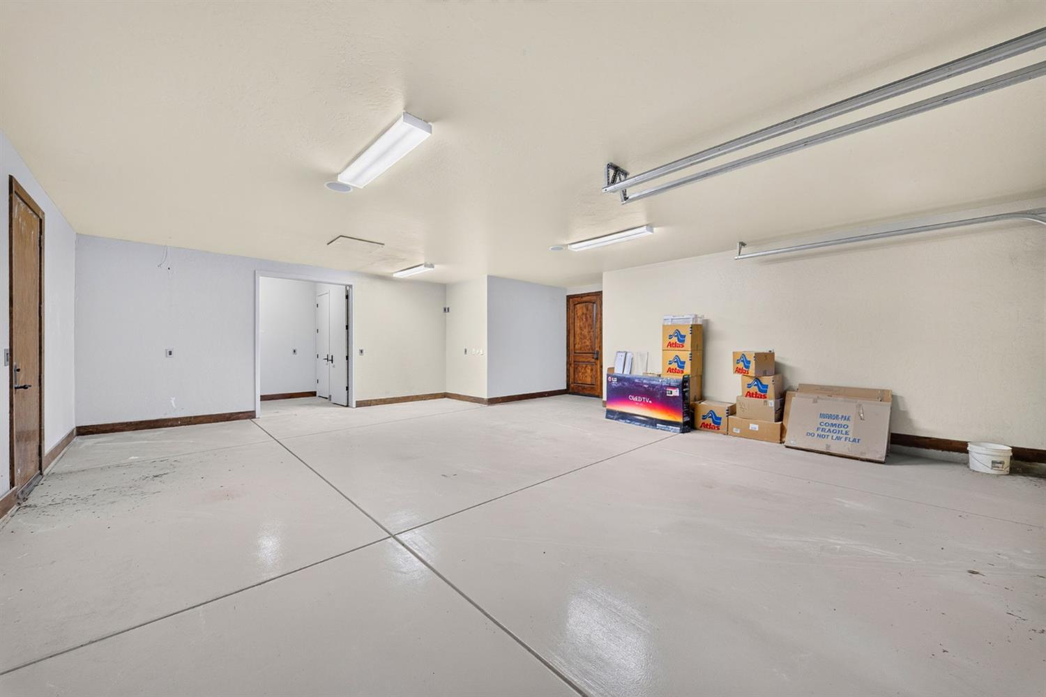 5034 W Firenze Ave, Visalia, CA 93291