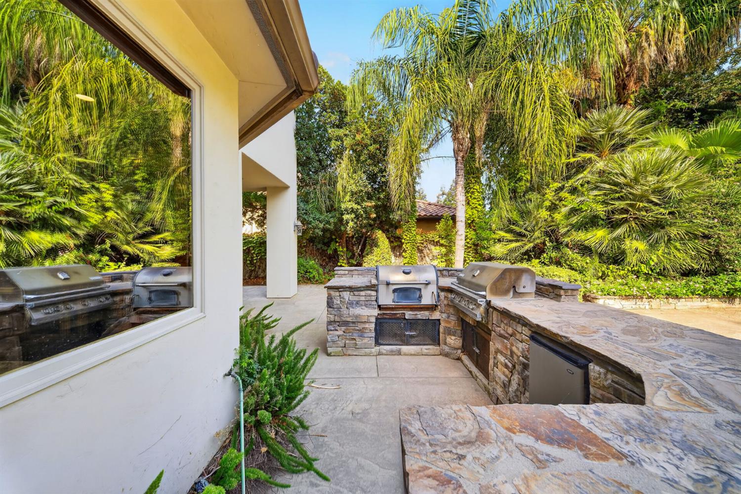 5034 W Firenze Ave, Visalia, CA 93291