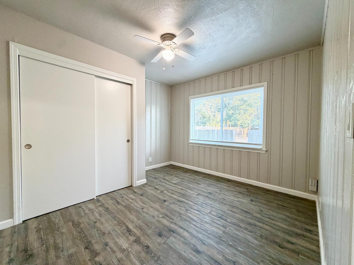 847 W Robinson Ave, Fresno, CA 93705