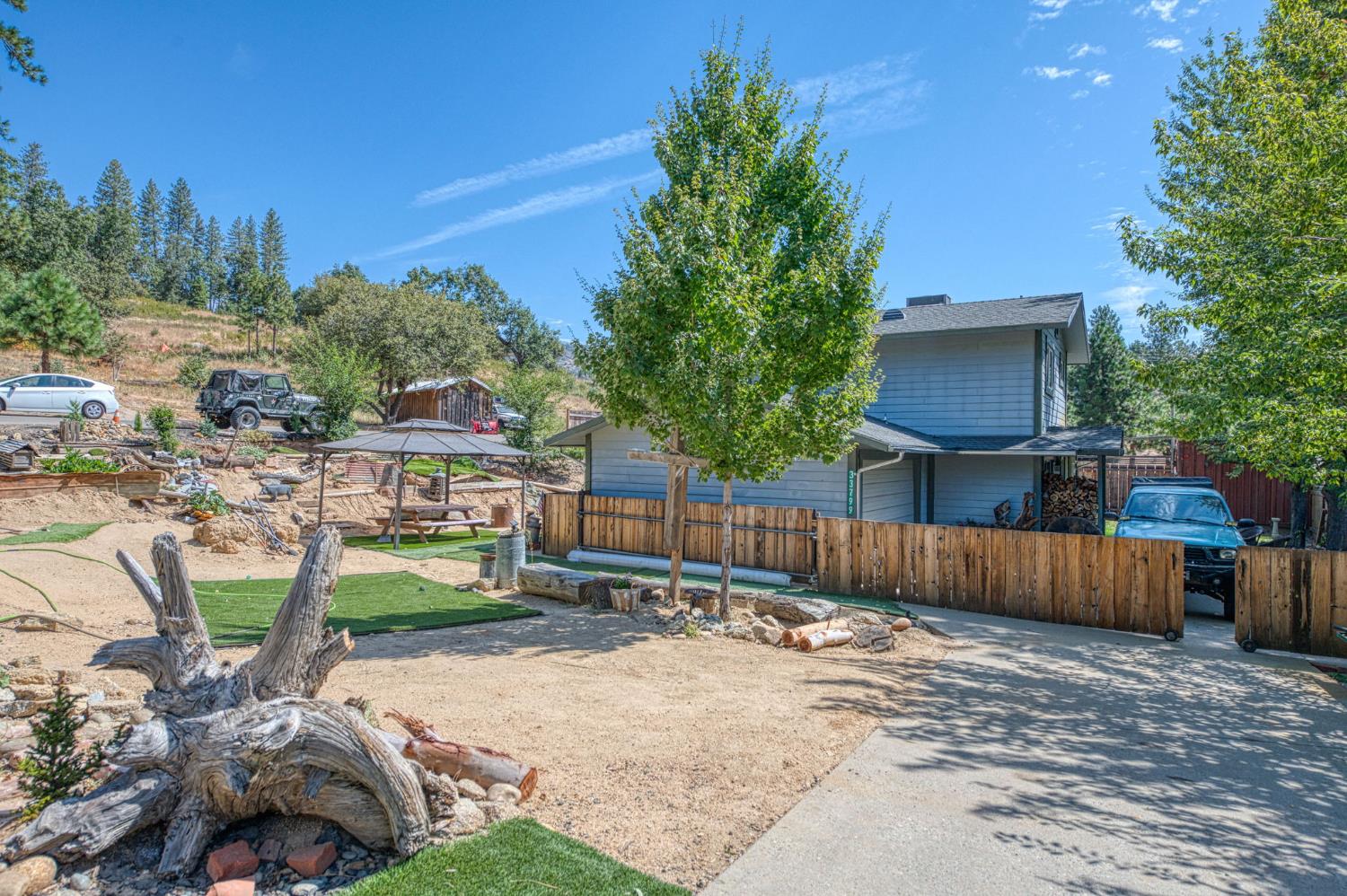 33799 Tocaloma Rd, Auberry, CA 93602