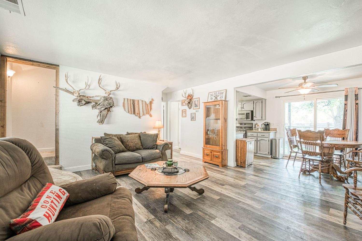33799 Tocaloma Rd, Auberry, CA 93602