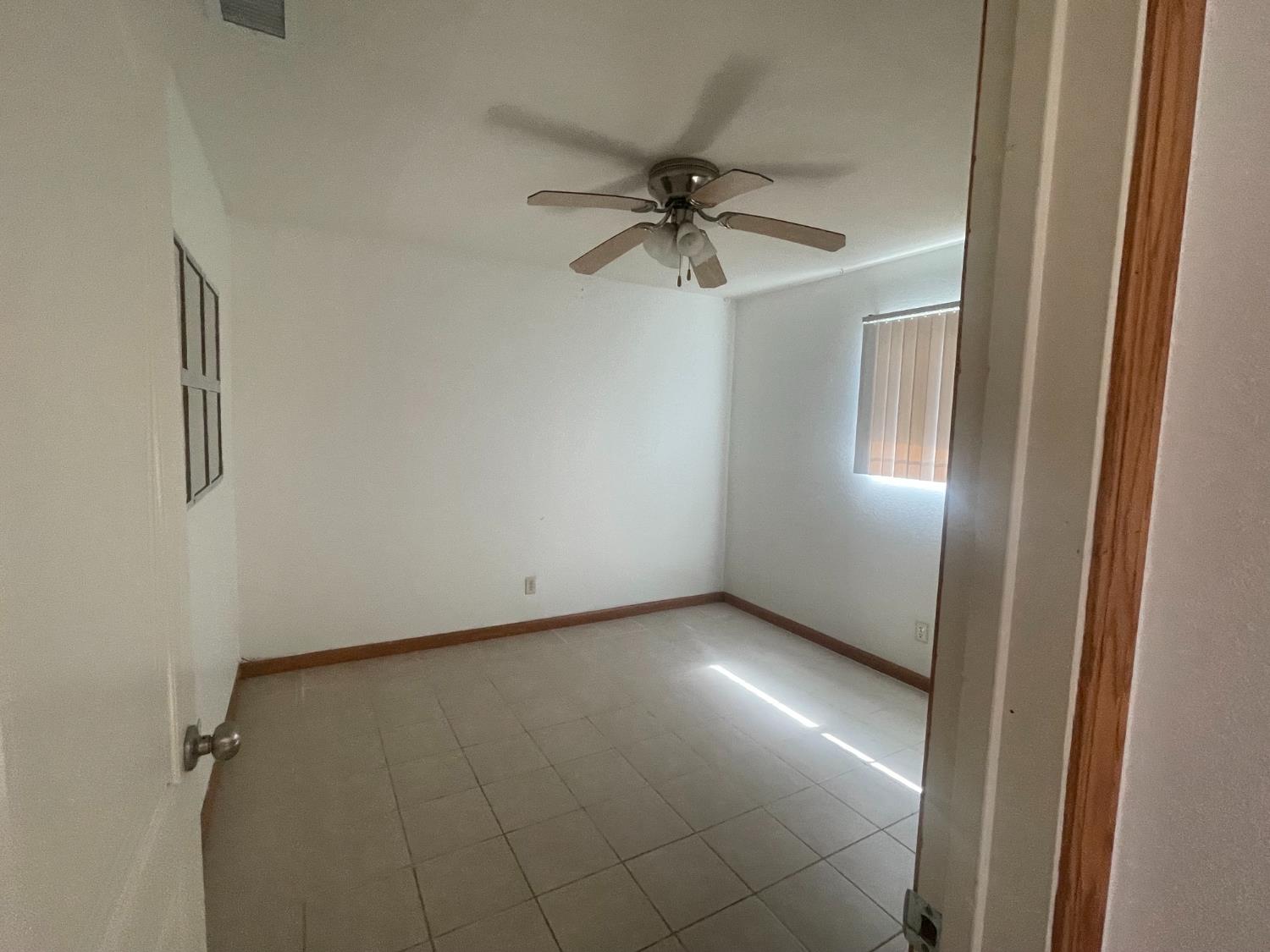 13495 S Marks, Caruthers, CA 93609