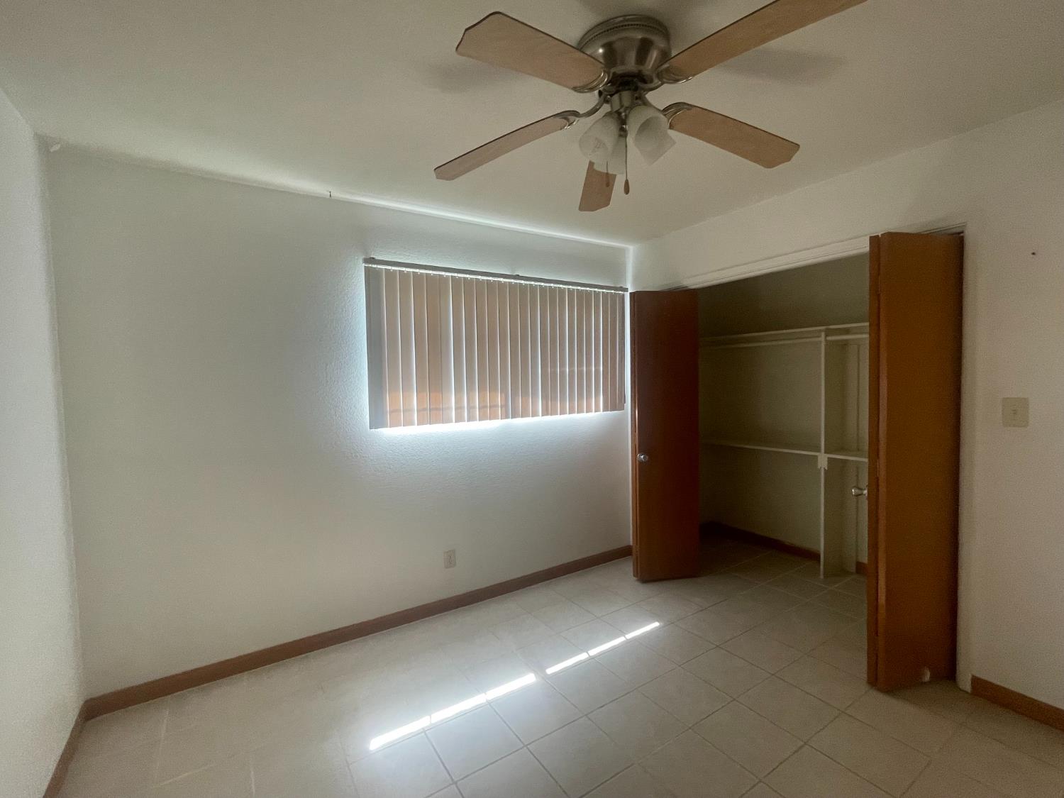 13495 S Marks, Caruthers, CA 93609