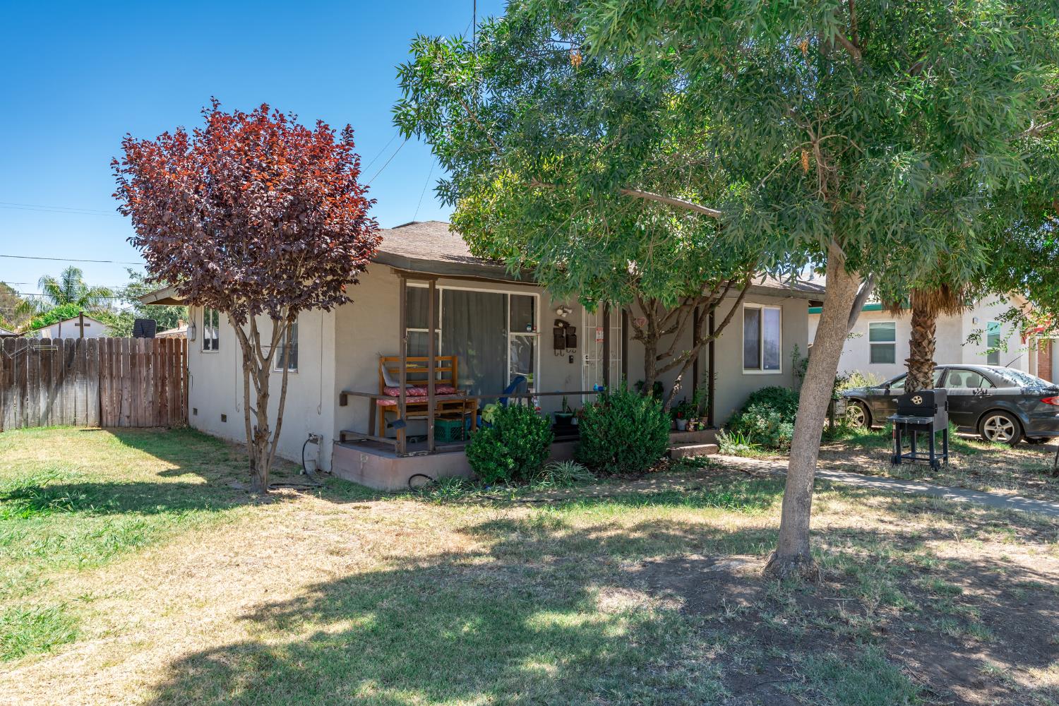 417 S J St, Madera, CA 93637
