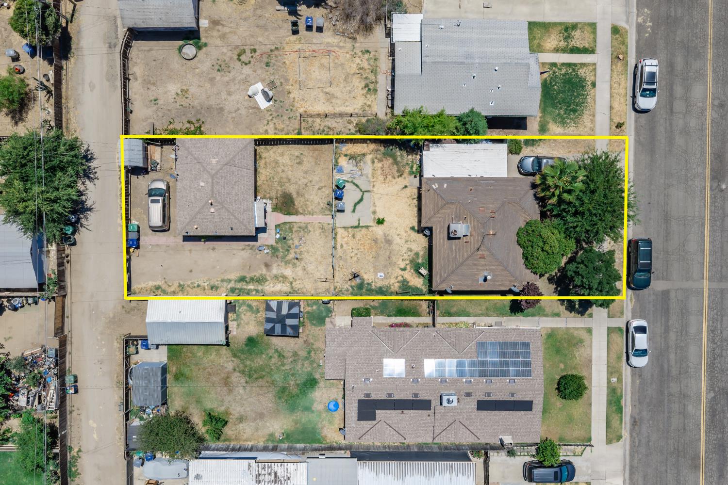 417 S J St, Madera, CA 93637