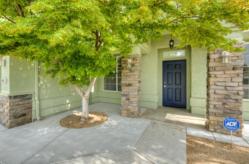 5683 E Grove Ave, Fresno, CA 93727