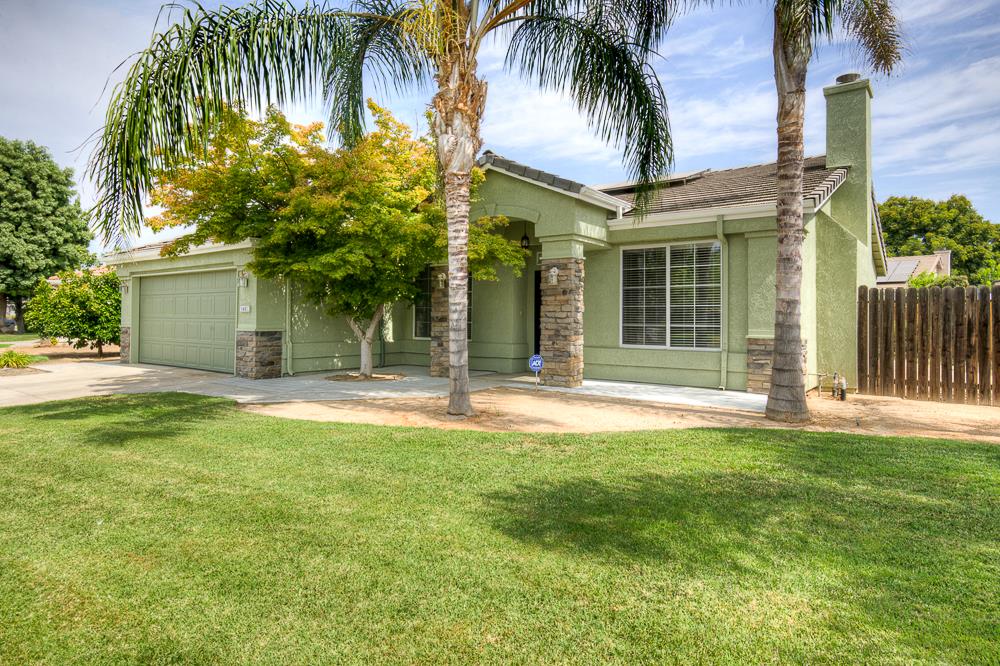 5683 E Grove Ave, Fresno, CA 93727