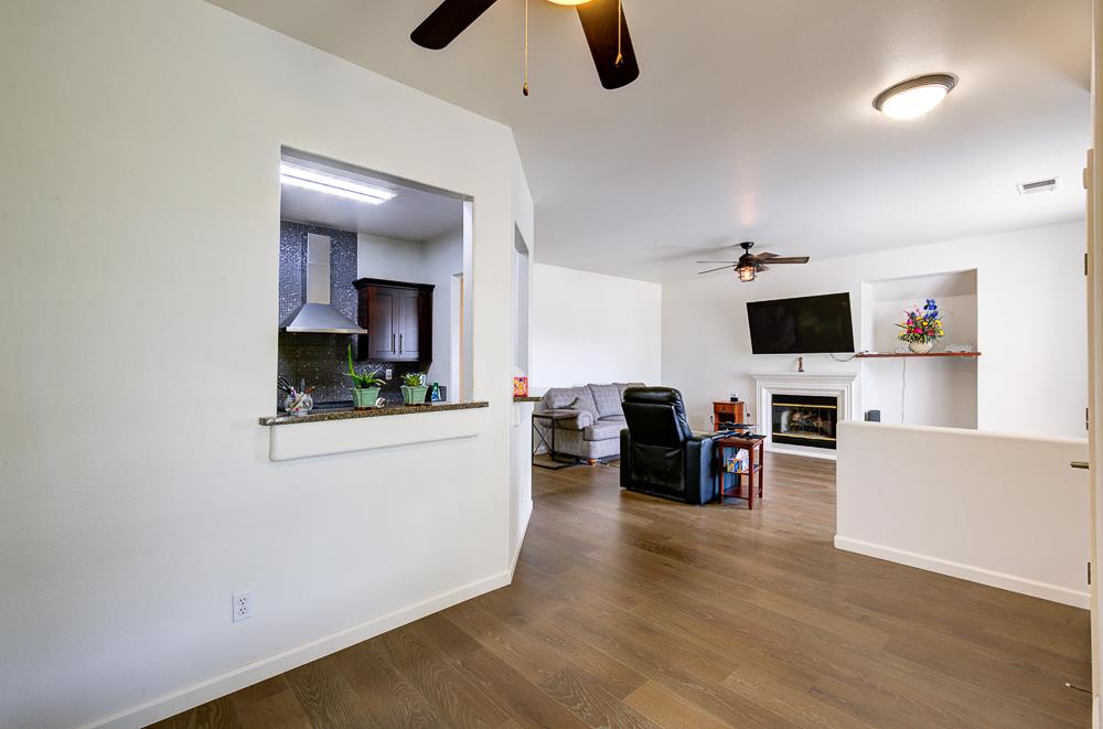 5683 E Grove Ave, Fresno, CA 93727