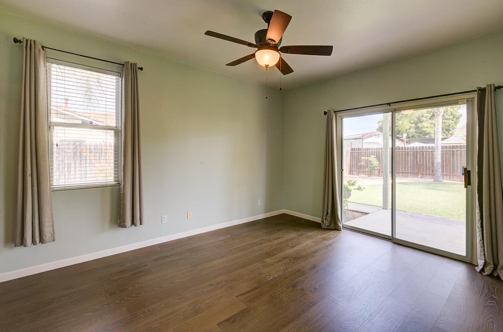 5683 E Grove Ave, Fresno, CA 93727