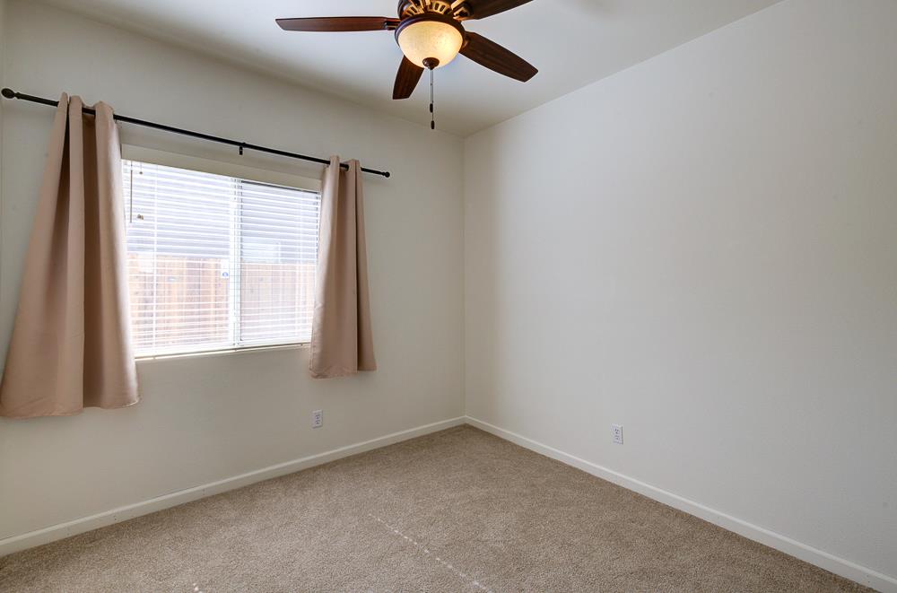 5683 E Grove Ave, Fresno, CA 93727