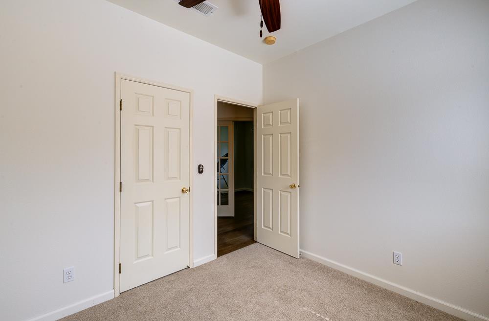 5683 E Grove Ave, Fresno, CA 93727
