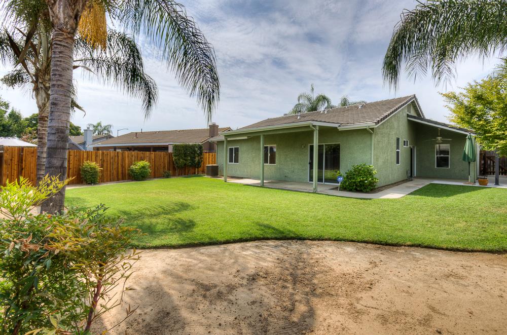 5683 E Grove Ave, Fresno, CA 93727