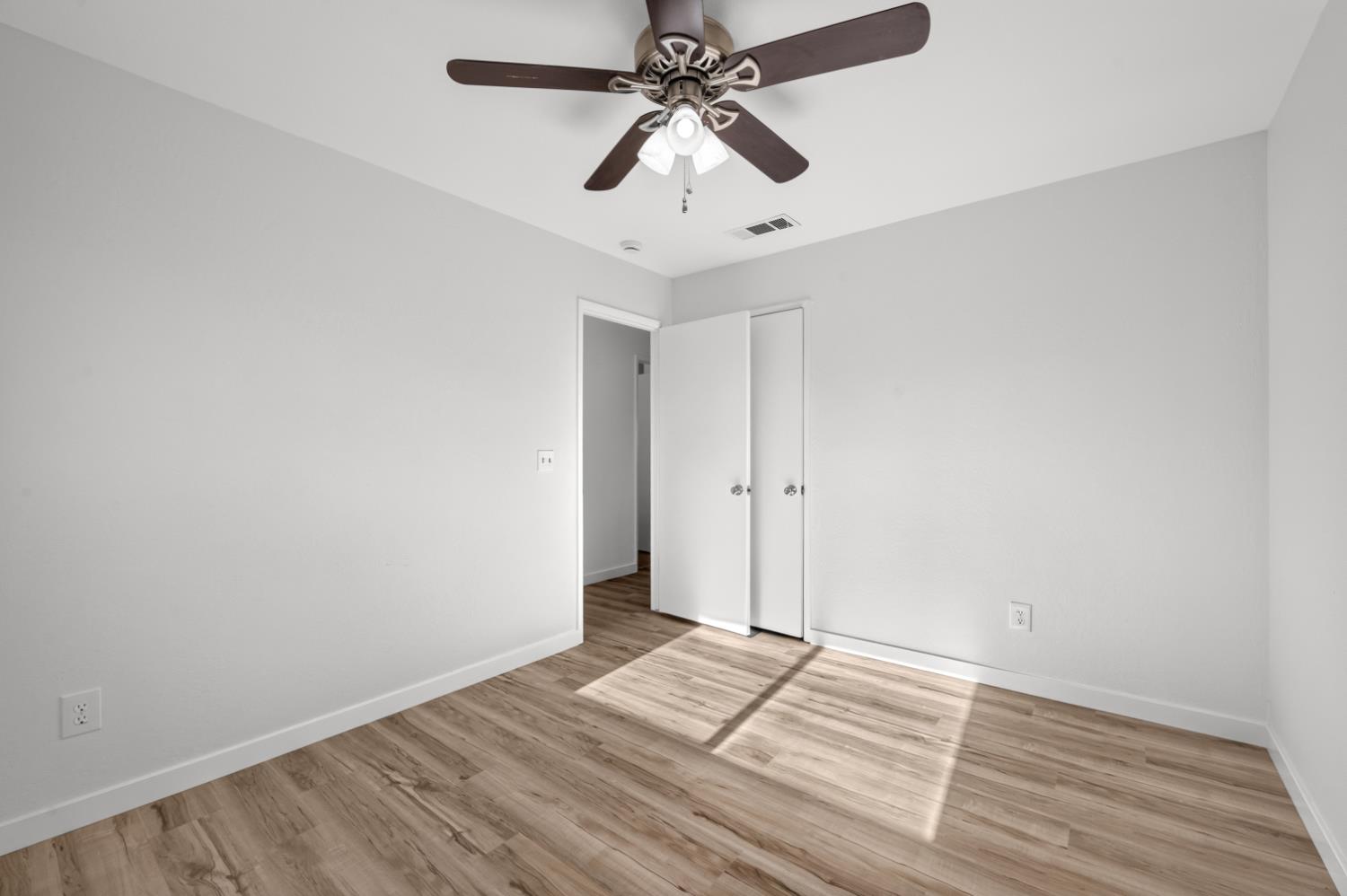 3298 Claremont Ave, Clovis, CA 93611