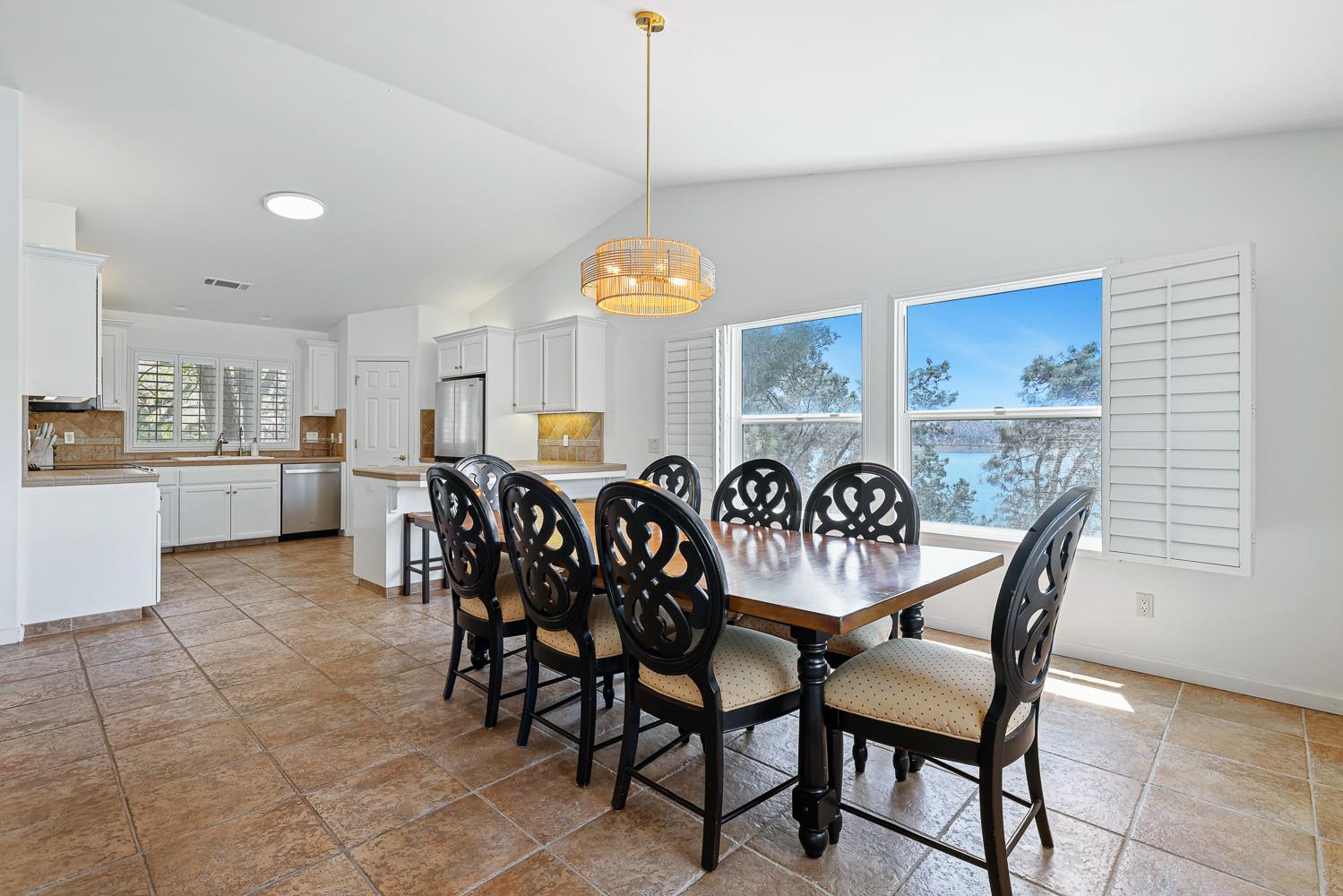 27427 Sky Harbour Rd, Friant, CA 93626