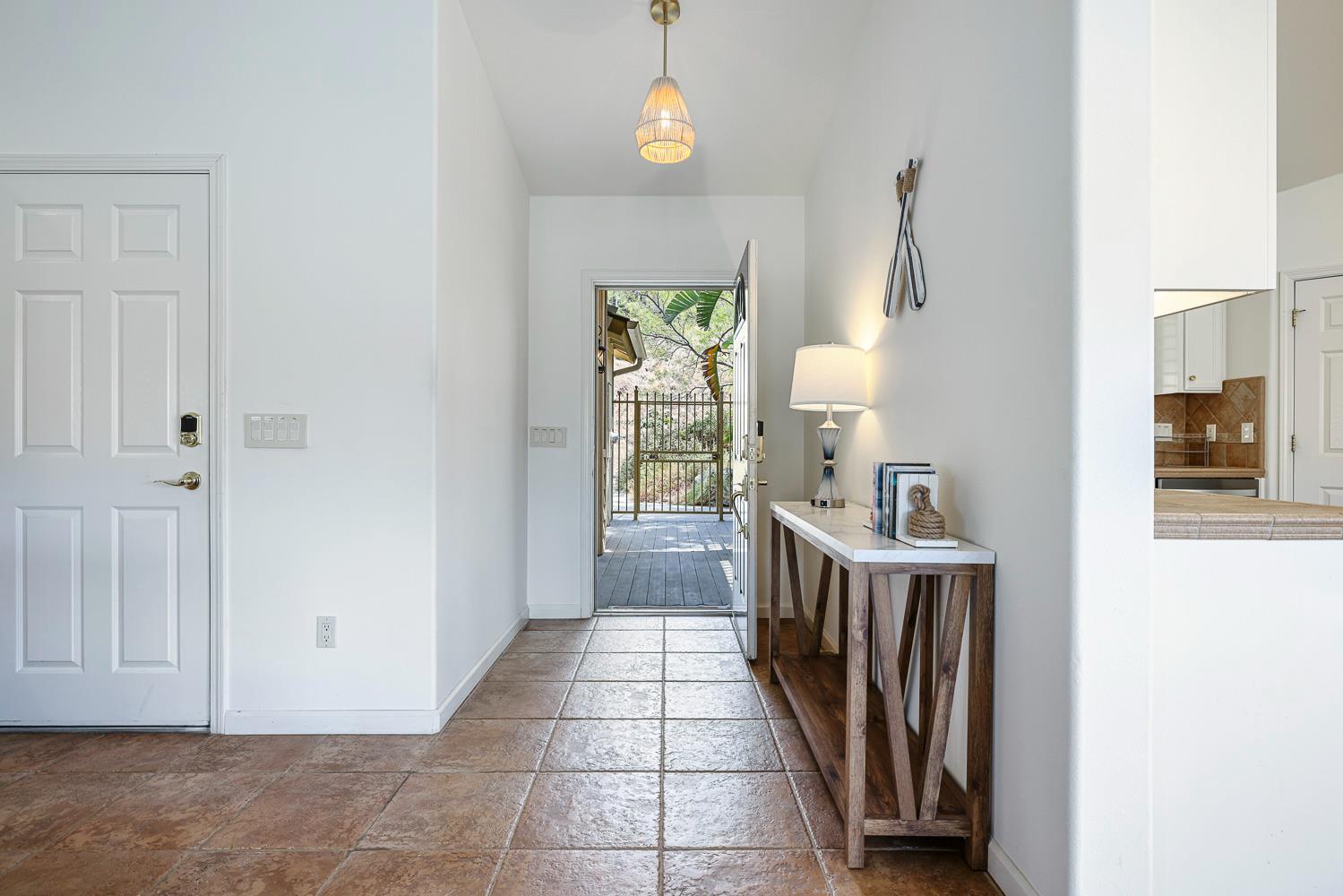 27427 Sky Harbour Rd, Friant, CA 93626