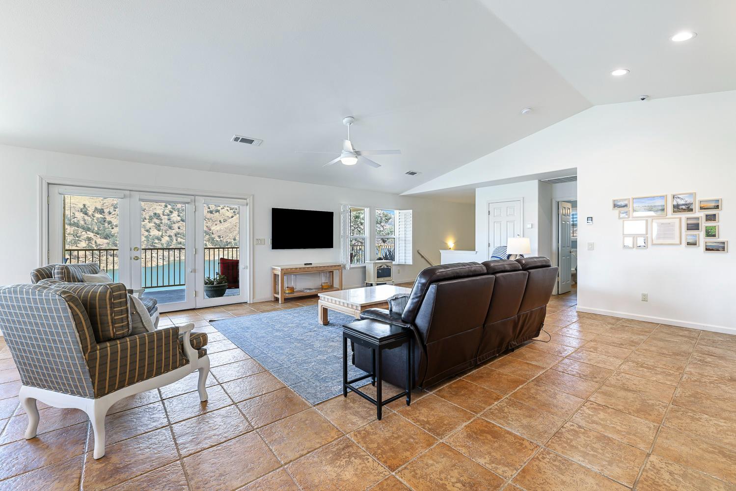 27427 Sky Harbour Rd, Friant, CA 93626