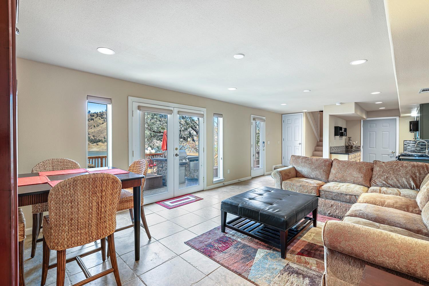 27427 Sky Harbour Rd, Friant, CA 93626