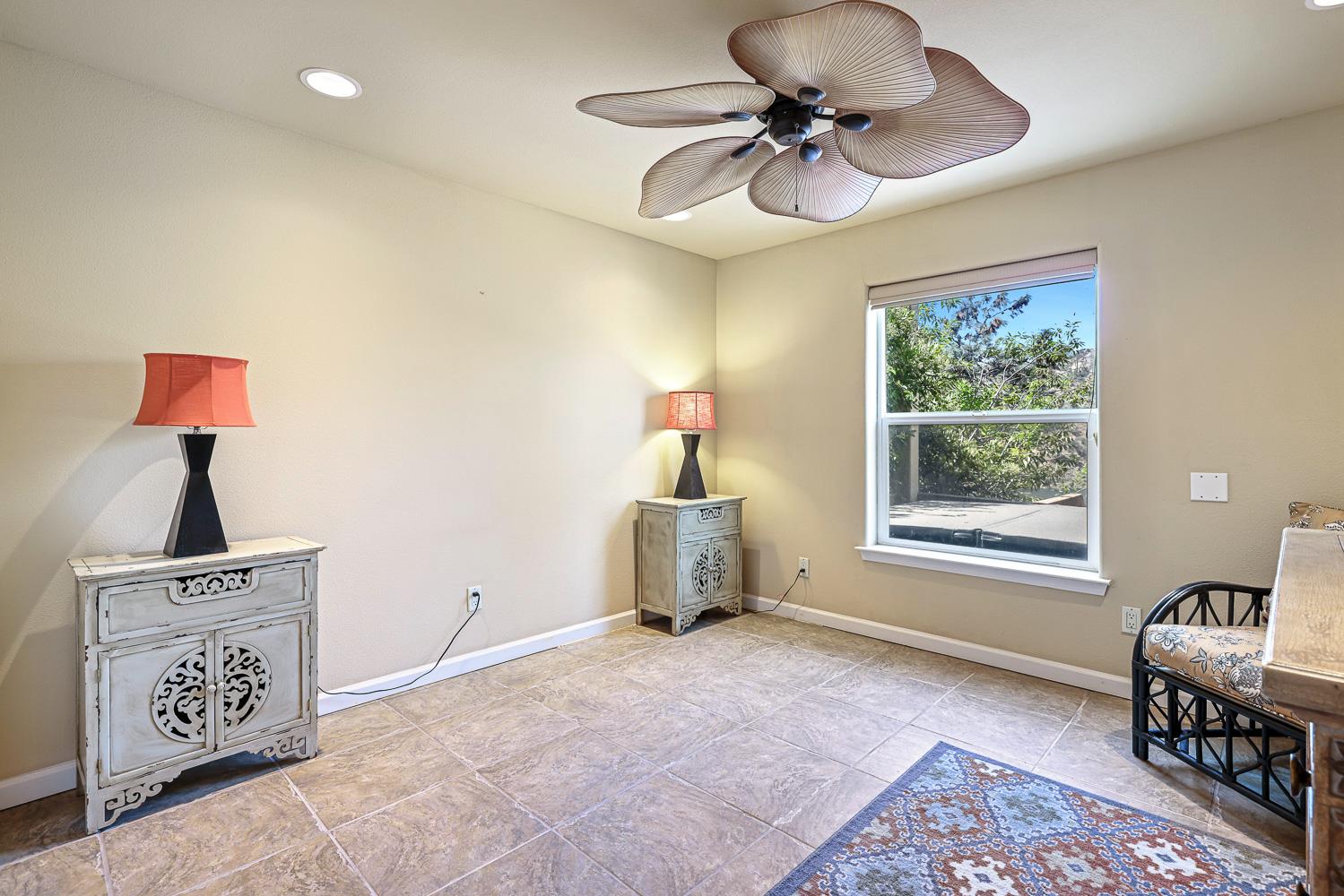 27427 Sky Harbour Rd, Friant, CA 93626