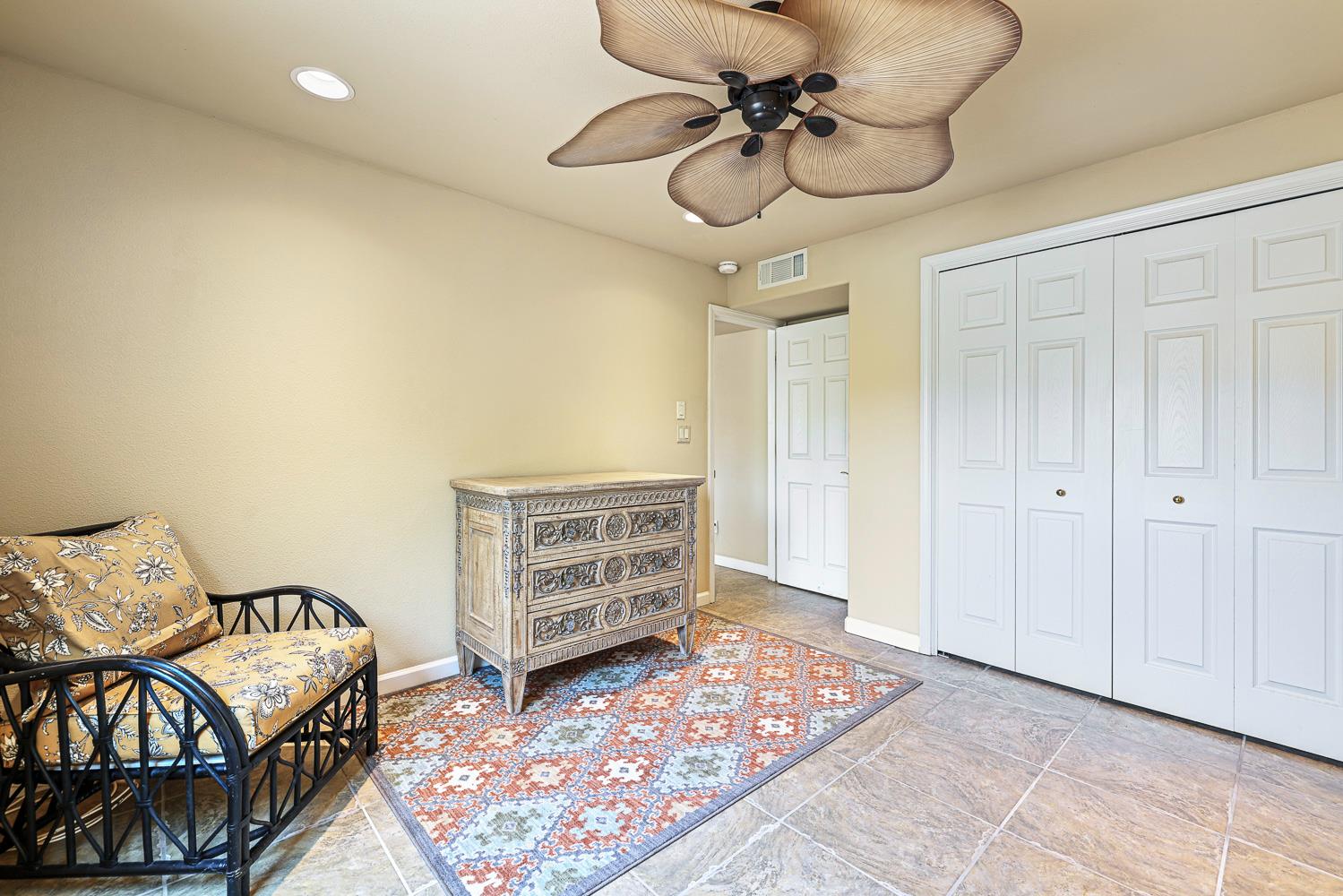 27427 Sky Harbour Rd, Friant, CA 93626