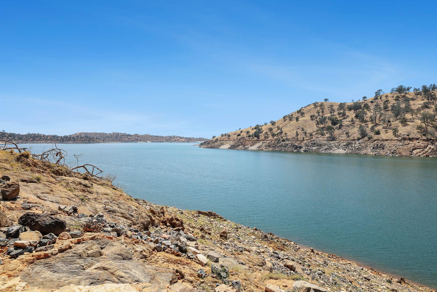 27427 Sky Harbour Rd, Friant, CA 93626