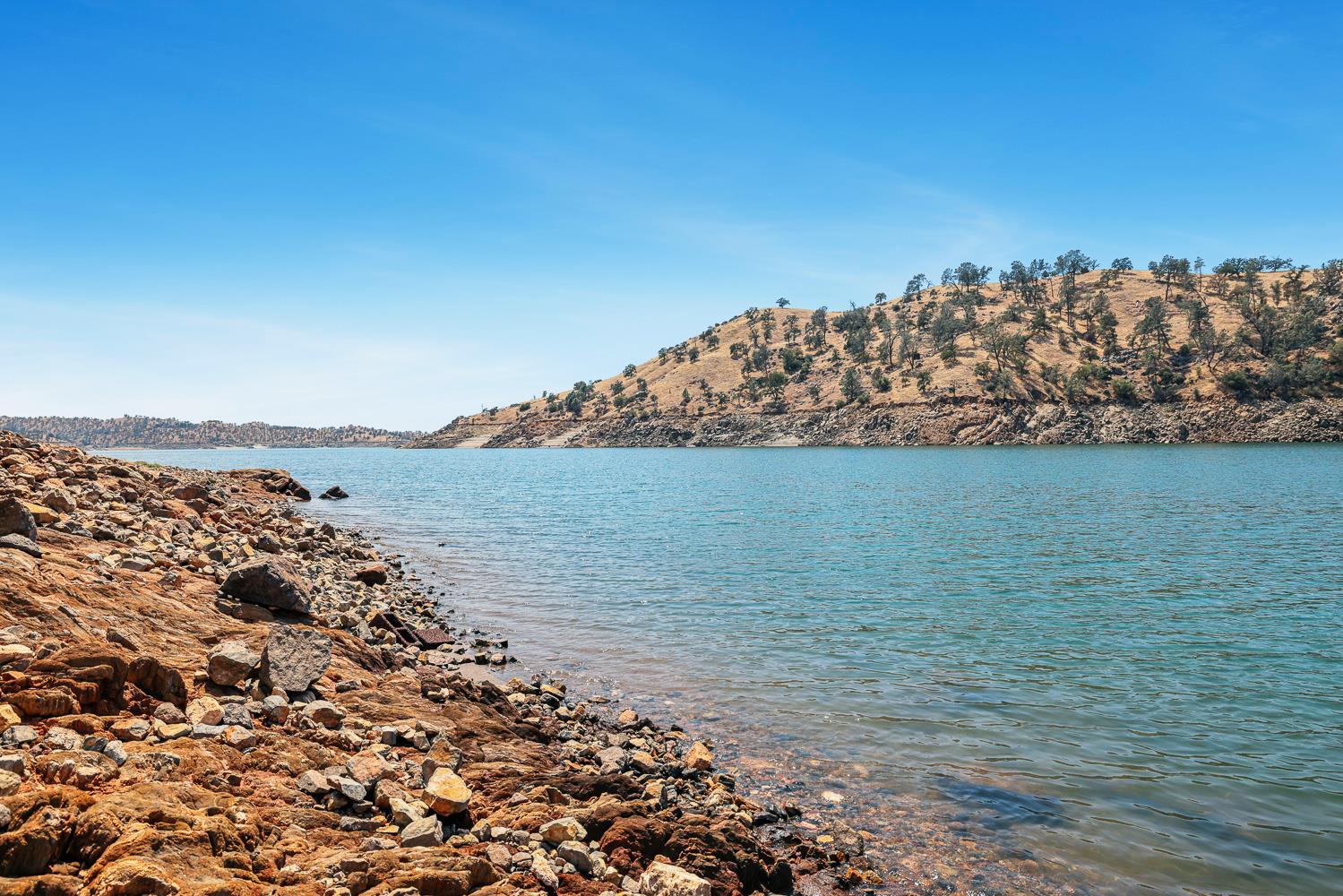 27427 Sky Harbour Rd, Friant, CA 93626